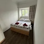 H@m