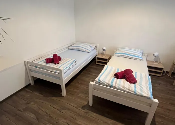 H@m * Žlutice