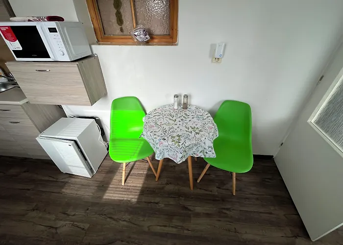 H@m Värdshus *